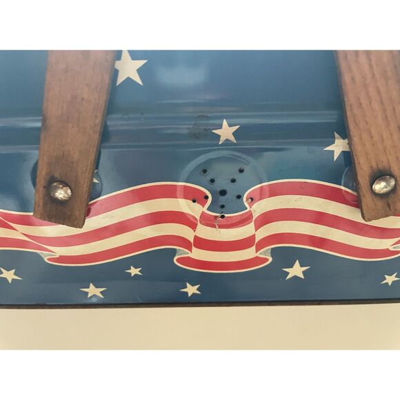 Vintage Patriotic Red White Blue Tin Basket by Golden Cookies, Watertown MASS. - Picture 3 of 13